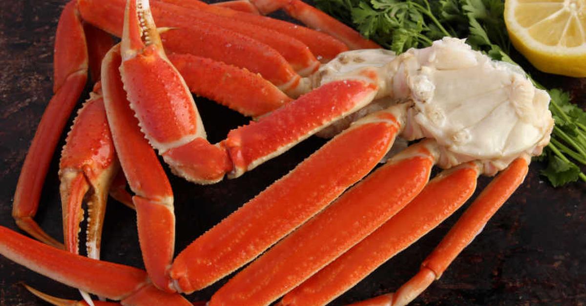 Distinctive Snow Crab, in Indonesia known as Kepiting Salju, captured in this image.